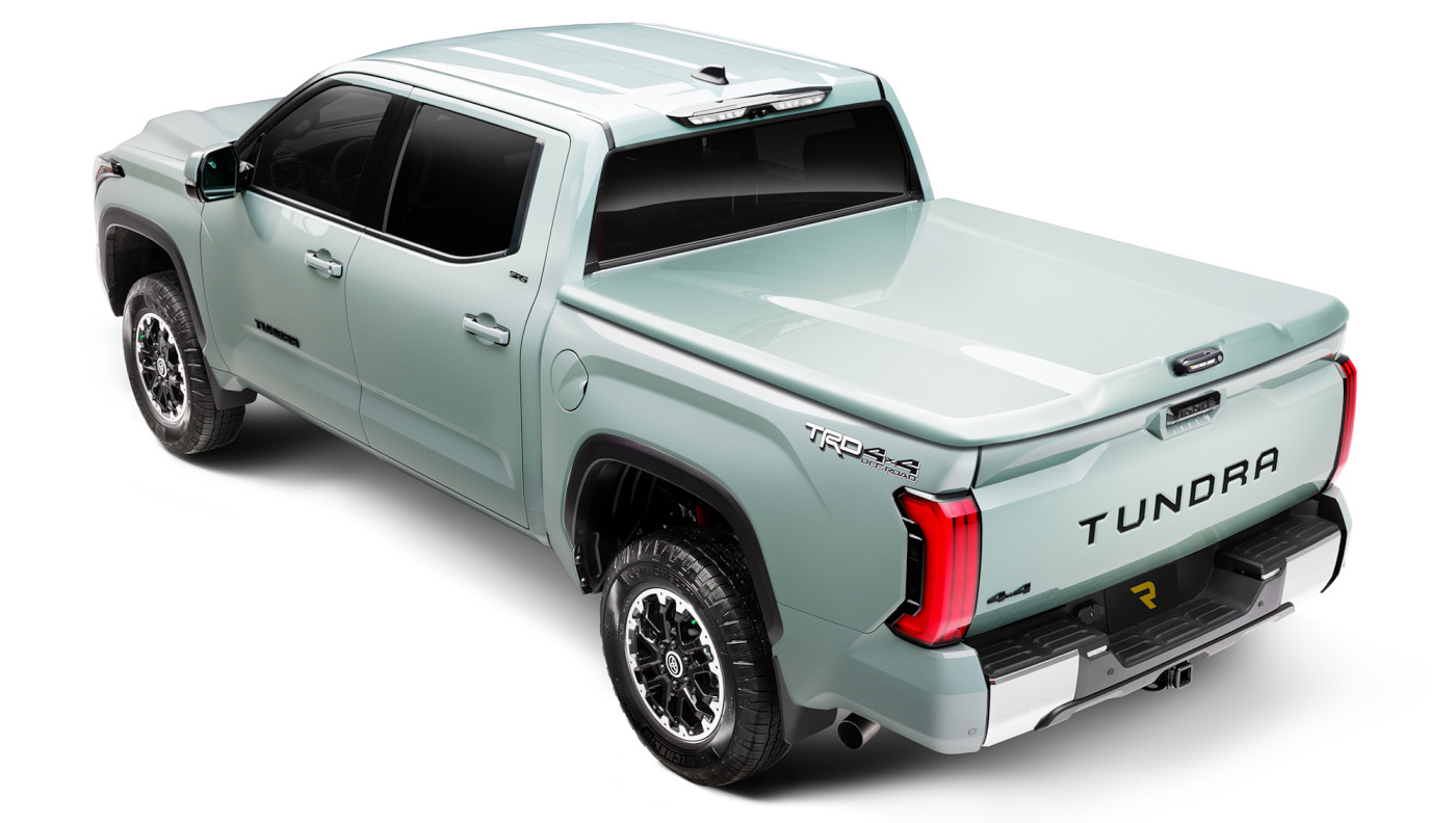 RealTruck A.R.E. LS3 Tonneau Cover